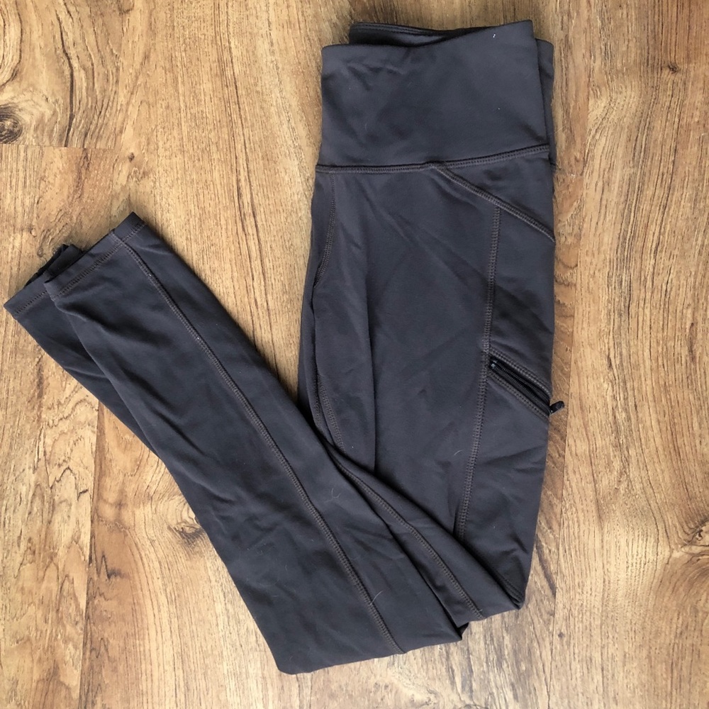 Leggings with pockets